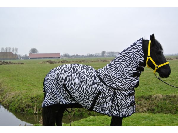 Regendeken de luxe 0 gram paardendeken met Zebra print en fleecevoering